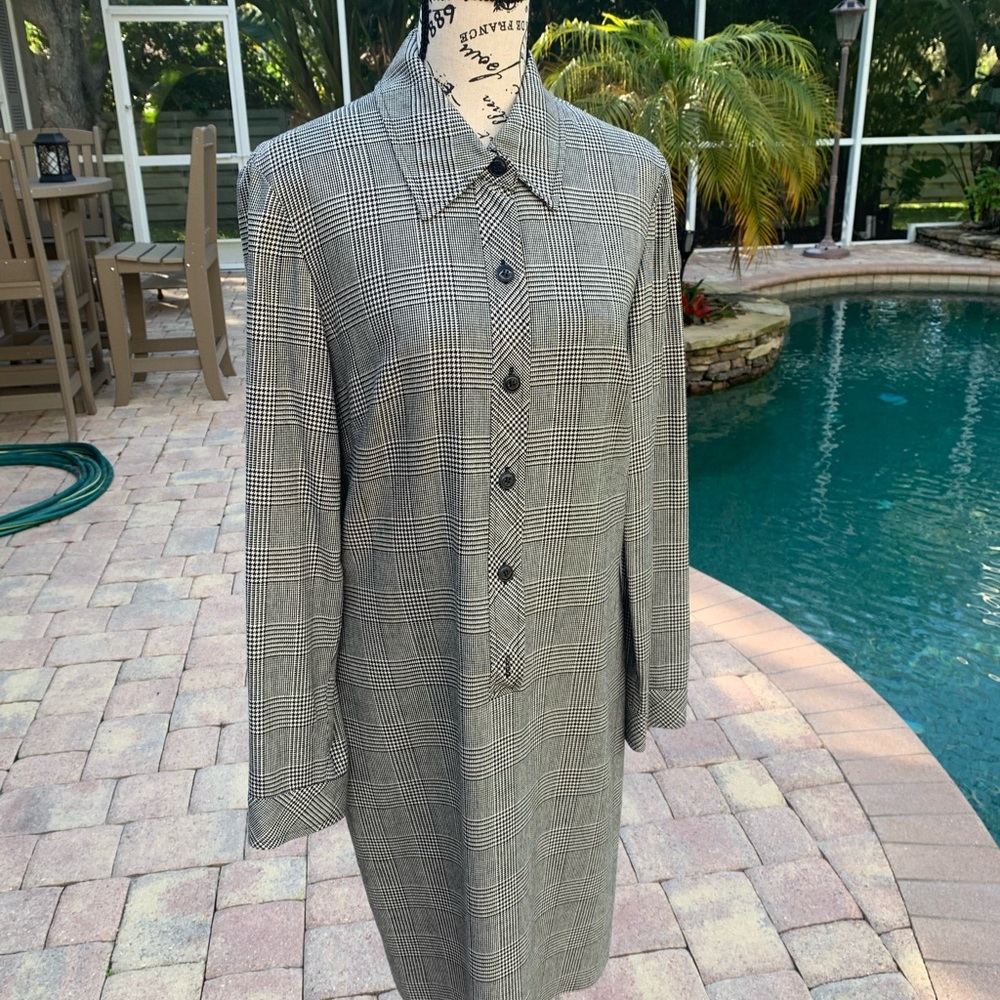 VINTAGE Liz Claiborne houndstooth coat dress.